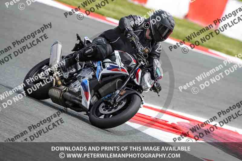 cadwell no limits trackday;cadwell park;cadwell park photographs;cadwell trackday photographs;enduro digital images;event digital images;eventdigitalimages;navarra;no limits trackdays;peter wileman photography;racing digital images;trackday digital images;trackday photos